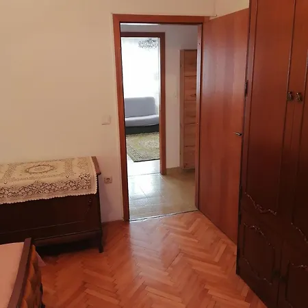 Gordana Apartamento Kaštela